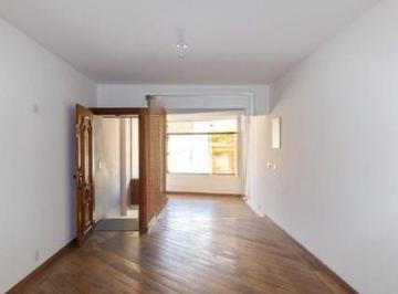 Casa · 200m² · 3 Quartos · 2 Vagas · Casa à venda com 200m², 3 quartos e 2 vagas