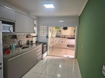 Casa · 142m² · 2 Quartos · 2 Vagas · Casa com 2 quartos à venda em Jardim interlagos - SP