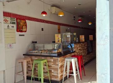 Comercial , Araçoiaba da Serra · Pastelaria completa