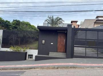 Casa de 3 quartos, São José · Residência Espetacular semi-mobiliada no bairro Serraria em São José! Oportunidade!