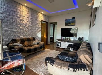 Casa · 128m² · 3 Quartos · 2 Vagas · Agio, casa com 03 quartos, 01 suite, QR 503 samambaia sul DF
