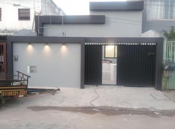 Casa · 128m² · 3 Quartos · 1 Vaga · Casa com 03 quartos, 01 suite, QR 108 samambaia sul DF