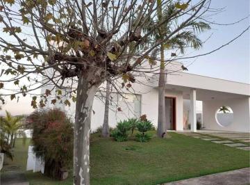 Casa · 342m² · 5 Quartos · 8 Vagas · Casa de luxo em condomínio à venda em Araçoiaba da Serra-SP, Centro: 5 quartos, 4 suítes, 2 salas, 6