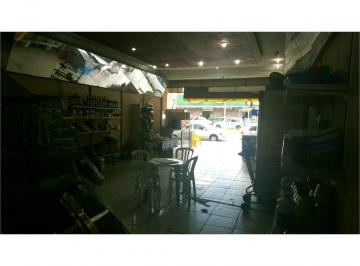Comercial · 200m² · Salão, Centro, Votorantim, SP