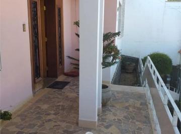 Casa · 285m² · 3 Quartos · 4 Vagas · Imperdível Casa à Venda em Sorocaba-SP, Jardim Santa Rosália: 3 Quartos, 1 Suíte, 2 Salas, 3 Banheir
