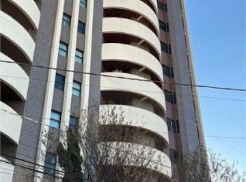 Apartamento · 174m² · 3 Quartos · 3 Vagas · Apartamento de Luxo no Centro de Sorocaba-SP: 3 quartos, 3 suítes, 2 salas, 4 banheiros, 3 vagas, 17
