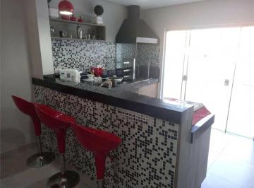 Casa · 109m² · 3 Quartos · 2 Vagas · Casa à venda em Sorocaba-SP: 3 quartos, 1 suíte, 2 salas, 3 banheiros, 2 vagas de garagem na Vila As