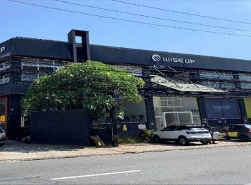 Comercial · 610m² · 12 Vagas · Salas Comerciais de Alto Padrão no Jardim Europa, Sorocaba-SP: 4 Salas, 4 Banheiros, 12 Vagas, 610m²