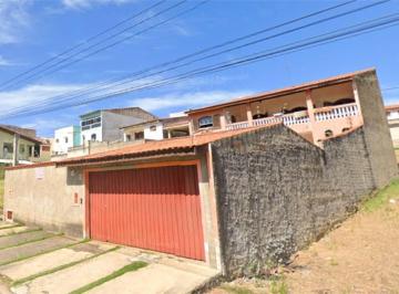 Casa · 300m² · 4 Quartos · 3 Vagas · Imperdível Casa à Venda em Votorantim-SP, Parque Jataí: 4 quartos, 1 suíte, 1 sala, 1 banheiro, 3 va