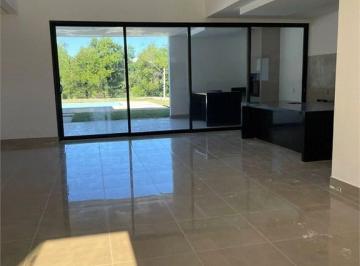 Casa · 1300m² · 3 Quartos · 3 Vagas · Loteamento, Lago Azul, Araçoiaba da Serra, SP