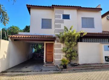 Casa · 125m² · 3 Quartos · 2 Vagas · Casa à venda em Sorocaba-SP, Jardim São Carlos: 3 quartos, 1 suíte, 1 sala, 3 banheiros, 2 vagas de