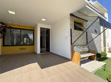 Casa · 109m² · 3 Quartos · 2 Vagas · Imperdível Casa à Venda no Centro de Sorocaba-SP: 3 quartos, 1 suíte, 2 salas, 2 banheiros, 2 vagas,