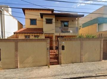 Casa · 253m² · 4 Quartos · 4 Vagas · Imperdível! Casa à venda em Sorocaba-SP, Vila Leão: 4 quartos, 1 suíte, 1 sala, 3 banheiros, 4 vagas