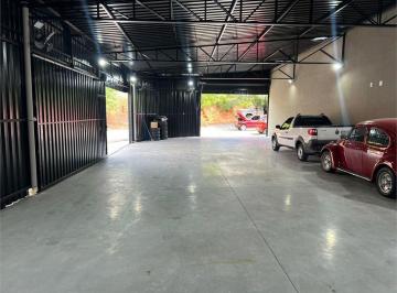 Comercial · 200m² · 5 Vagas · Galpão, Centro, Araçoiaba da Serra, SP