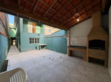 Casa de 4 quartos, São Paulo · Sobrado Amplo com 3 Dormitórios, Área Gourmet e 4 Vagas – Jaraguá