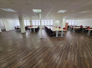 Comercial , São Paulo · Andar corporativo com 394 metros - 4 vagas - 75 posições de trabalho montadas
