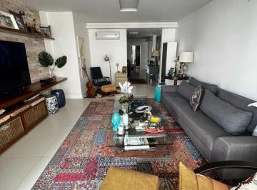 Apartamento de 3 quartos, Colatina · Apartamento 3 suítes no Centro com vista para o Rio Doce