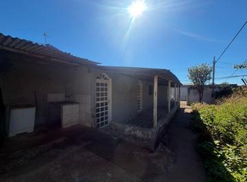 Casa de 3 quartos, Brasília · VENDE-SE LOTE COM DUAS CASAS