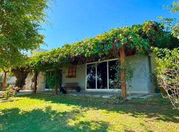 Casa de 3 quartos, Salto · casa com 3 suites no condominio Monte Serrat Salto SP