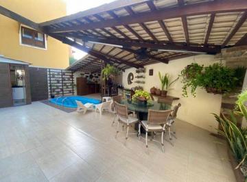 Casa de 3 quartos, São Paulo · Sobrado á venda na Vila Mariana com ótima localização