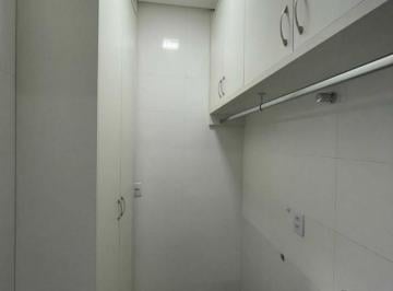 Casa de 3 quartos, Diadema · Sobrado à venda em Taboão bem localizado recém reformado