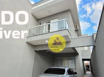 fc72712ed95388d03957ab77aafe54b2f0577682 · VENDE SOBRADO COM FINO ACABAMENTO