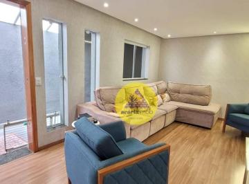 3c18b54733c48b5cf7e1940160531be243582af5 · LINDA CASA TÉRREA COM 4 SUÍTES E 3 VAGAS