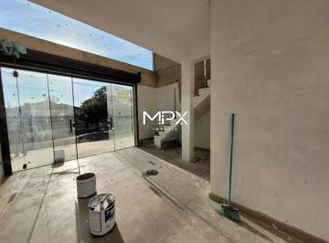 Comercial · 23m² · 8 Vagas · Salão para alugar em Piracicaba, Vila Rezende, com 23.5 m²