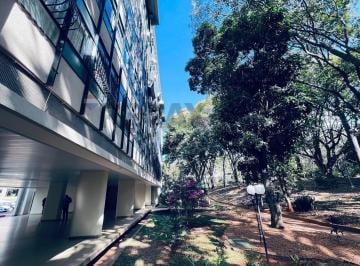 Apartamento · 122m² · 3 Quartos · 50 Vagas · SQN 108 reformado 3 quartos 1 suíte com closet desocupado vazado financia!