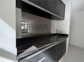Apartamento · 112m² · 3 Quartos · 1 Vaga · Apartamento no Embaré a uma quadra da praia