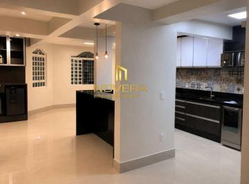Casa · 200m² · 3 Quartos · 2 Vagas · Casa à venda em Samambaia, Samambaia Norte, com 3 quartos, 200m²