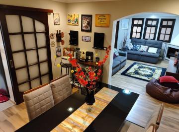 Casa · 110m² · 3 Quartos · 2 Vagas · Sobrado com 3 dormitórios em Osasco