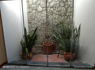Casa · 3 Quartos · 2 Vagas · Casa 3 Quartos com Piscina - Parque Residencial Novo Horizonte