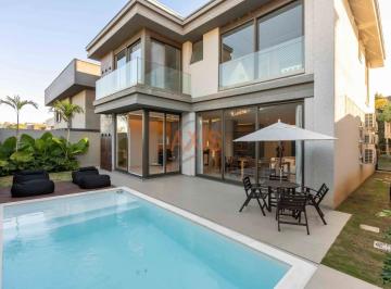 Casa · 388m² · 4 Quartos · 4 Vagas · Casa de 4 Suítes á Venda no Condomínio Long Beach | Campo Comprido Curitiba