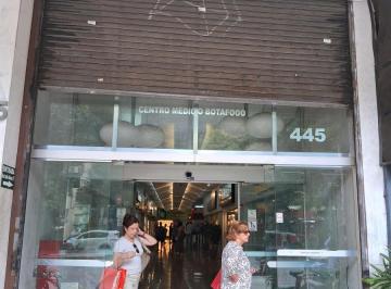 ENTRADA DA GALERIA · Alugo loja Térrea em Botafogo na galeria do 445 - Centro Médico