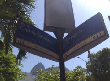 Comercial , Rio de Janeiro · Alugo loja Térrea em Botafogo na galeria do 445 - Centro Médico
