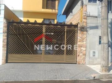 Casa · 200m² · 4 Quartos · 2 Vagas · Sobrado em Rua das Glicínias - Vila Santa Rosália - São Roque/SP
