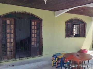 Casa · 3 Quartos · 1 Vaga · Casa à venda - em Vinhais