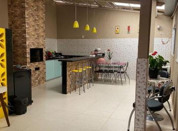 Casa de 4 quartos, Riacho Fundo · Casa ampla, reformada, com 4 quartos, excelente localização, estuda troca