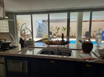Casa · 318m² · 3 Quartos · 4 Vagas · Casa de Condomínio para venda em Condomínio Residencial Mont'Alcino de 318.00m² com 3 Quartos, 3 Sui