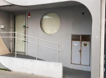 Comercial · 100m² · 1 Quarto · 1 Vaga · Imóvel Comercial 100m² no Pina