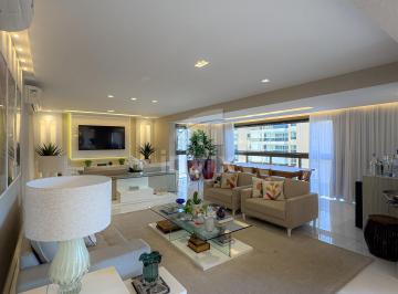 Apartamento · 240m² · 3 Quartos · 2 Vagas · Apartamento de Alto Padrão com 3 Suítes na Joaquim Lírio - Porteira Fechada!