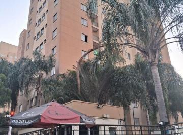 Apartamento de 2 quartos, São Paulo · Apto. com armários, sala com sacada, 1 vaga/cozinha com acessórios