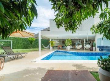 Casa de 4 quartos Venda R$ 3.980.000 · 4 SUITES, 3 VGS, CONDOMINIO FECHADO 61-99463-5151