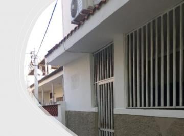 Casa de 2 quartos, Nova Iguaçu · Excelente casa com 2 quartos mobiliada perto do Shopping da Pedreira