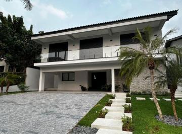 Casa de 4 quartos, Santana de Parnaíba · Casa de 465 m² totalmente mobiliada com 4 suítes para alugar em Alphaville