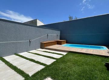 Casa de 3 quartos, Itapoá · Casa com piscina na praia de Itapoa