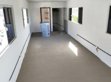 Foto 01 · Galpão com 80 m², escritorio,sanitário para alugar no IAPI região da Barros Reis em Salvador
