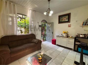 Casa · 250m² · 2 Quartos · 1 Vaga · Vende Por: 450.000,00 Terreno com 2 casas na Tv. Mauriti