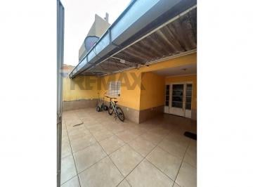 Casa · 147m² · 2 Quartos · 2 Vagas · Casa Encantadora em Areal, Águas Claras!
